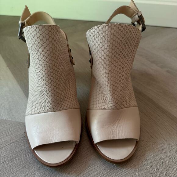 Nine West Pickens Leather Peep Toe Slingback Heels Sandals Shoes 9 Ivory Cream - Picture 2 of 10